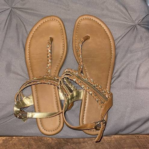 American Eagle  sandals