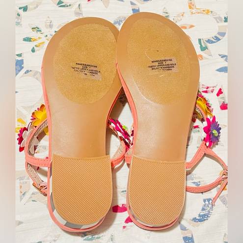 Betsey Johnson NWOB  Esmee Floral Flat Sandals size 7