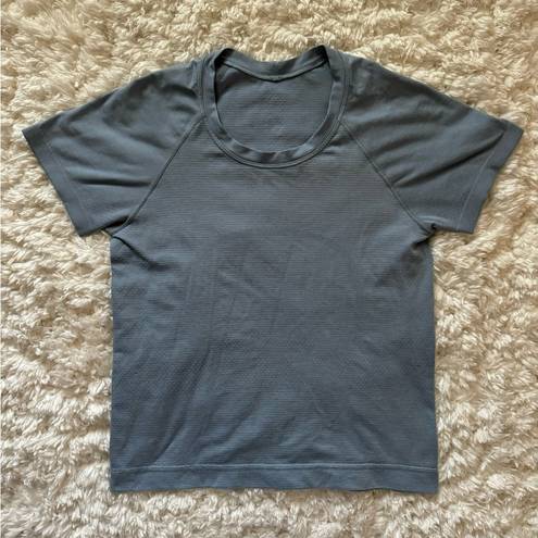 Lululemon Chambray Swiftly Tech Short Sleeve Shirt 2.0 *Race Length