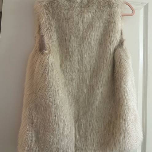 Club Monaco  VIOLET MARABOU FEATHER VEST CREAM BLUSH WOMENS S BOHO CHIC ELEGANT