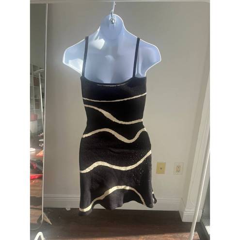 The Black Wave Mermaid Hem Knit Midi Dress Size 0
