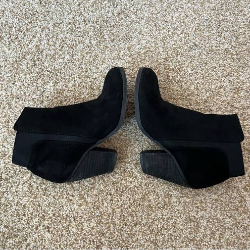 mix no. 6 Black Suede Booties Acosa Size 6