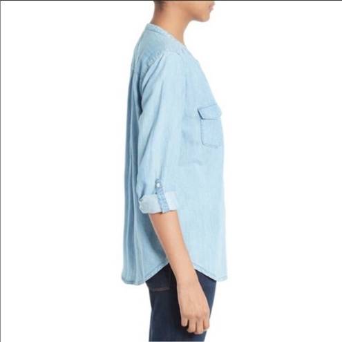 Joie Soft  dual pocket button down chambray shirt