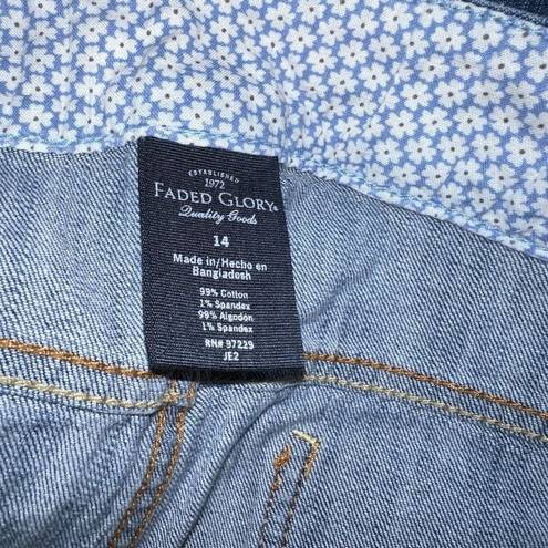 Faded Glory  Womens Cropped Jeans Size 14 Medium Wash Stretch