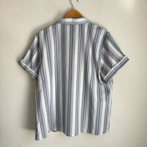 Polo Universal Thread Striped  button down shirt blue/white XL