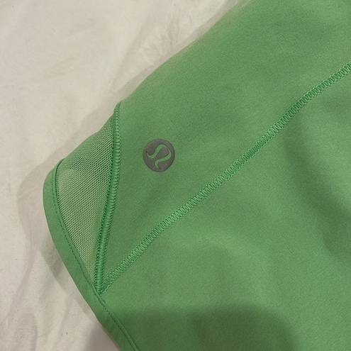 Lululemon green  Hotty hots 2.5in (I’m pretty sure this color is discontinued)