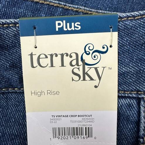 Terra & Sky  Women's Plus Size High Rise Cropped Bootcut Jeans Size 18W