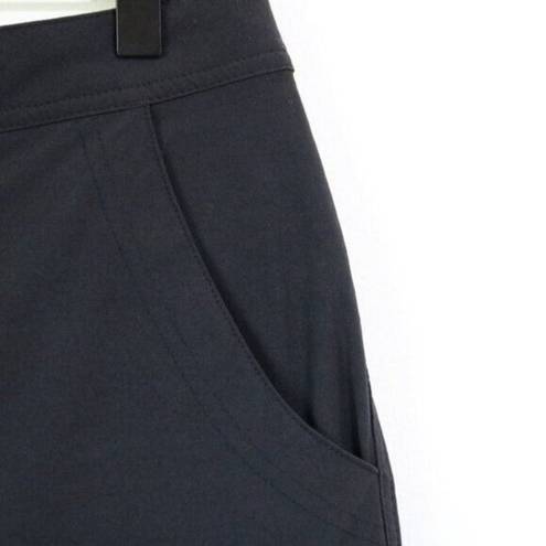 L.L.Bean  Athletic Skirt / Skort Black Size 4 EUC Pockets Hiking