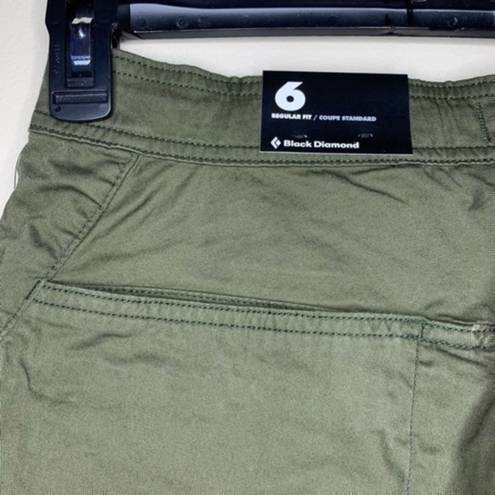 Black Diamond NWT.  EQUIP Credo Shorts