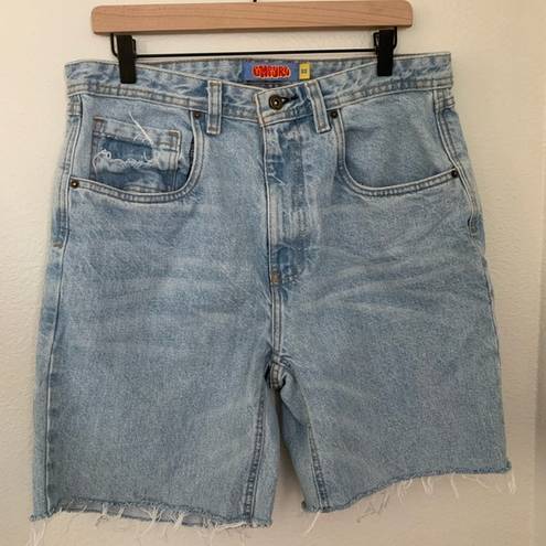 Bermuda Womens Empyre  shorts size 32