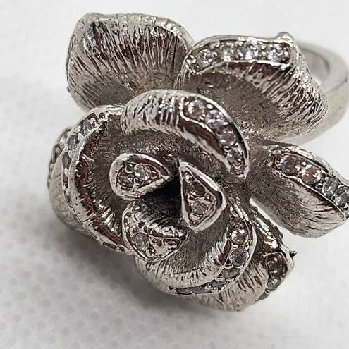 Krass&co Vera &  Brass Silver Tone & Clear Cubic Zirconia Flower Ring (5)