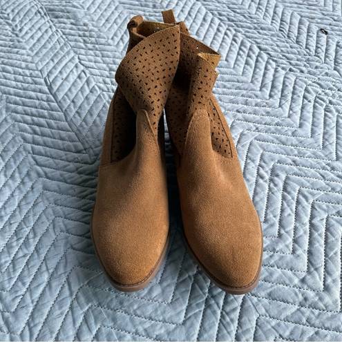 American Eagle  outfitters brown ankle booties size 8.5