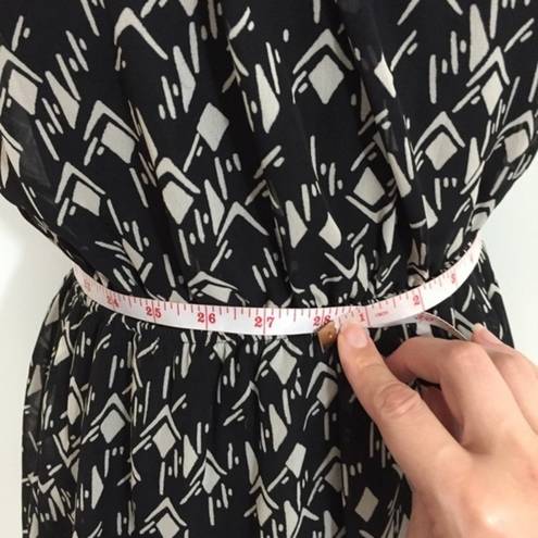 One Clothing Black White Geometric Print Elastic Waist Dress