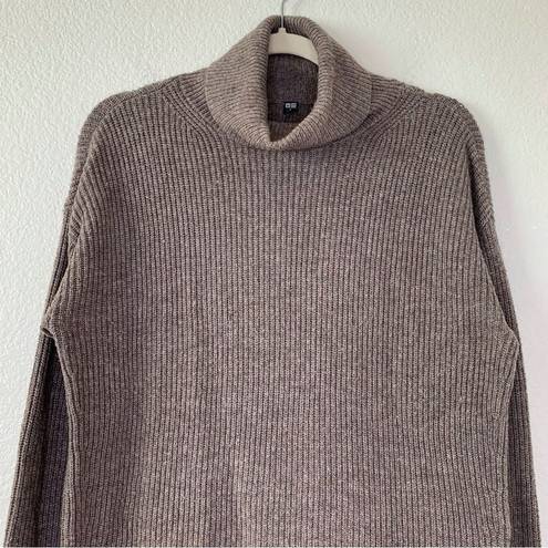 Uniqlo  Wool blend Women’s Turtleneck Sweater