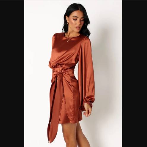 Petal and Pup  Opal Rust Satin Long Balloon Sleeve Wrap Mini Dress 8