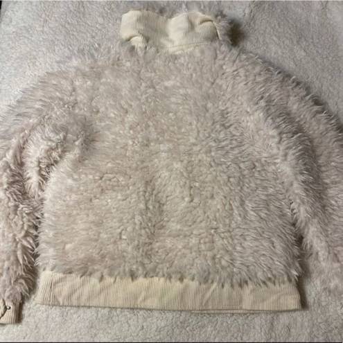 BCBGeneration  Zip Front Faux Fur Jacket in Cream