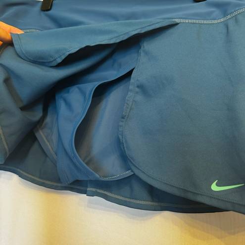 Nike  Swim Skirt teal - size 14 - key pocket on back waist