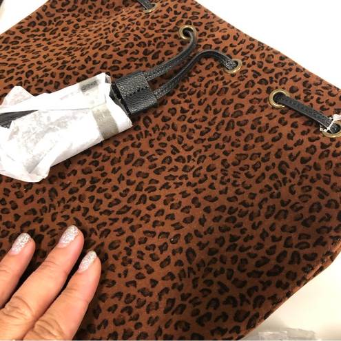 American Eagle  Cheetah Leopard Purse