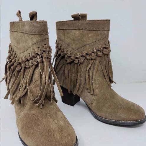 sbicca  Ankle fringe boots