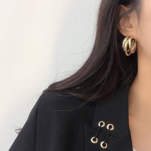 Chunky Open Gold Hoop Earrings for Women