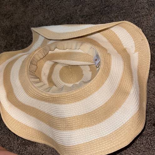 Shade & Shore  sun hat