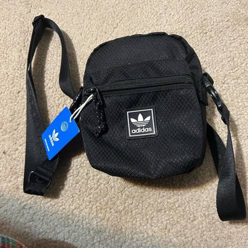 Adidas NWT  Belt Bag / Fanny Pack / Crossbody