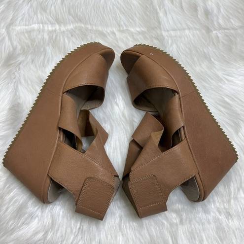 Eileen Fisher  Whimsy Wedge Sandals Womens 9.5 Tan Leather Strappy Platform