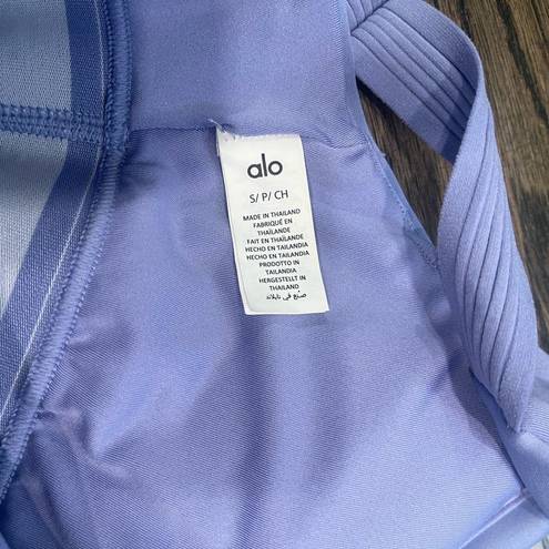 Alo Yoga ALO SUIT UP BRA ON LILAC BLUE