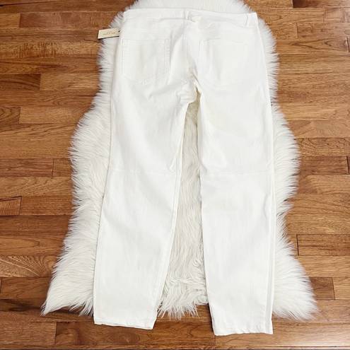 Max Studio  White Skinny Jeans