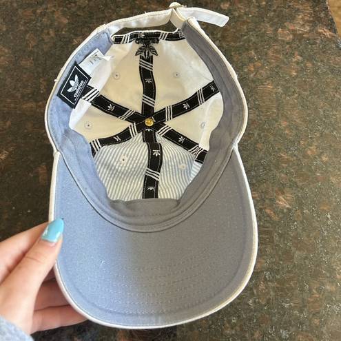 Adidas  White Hat