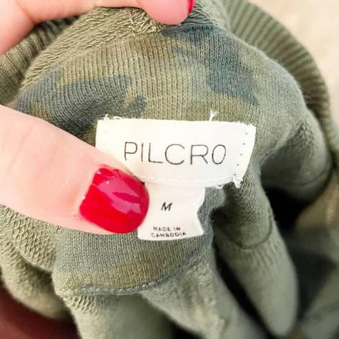 Pilcro  Reworked Popover V-Neck 100% Cotton Sweatshirt Green Camo Print Medium