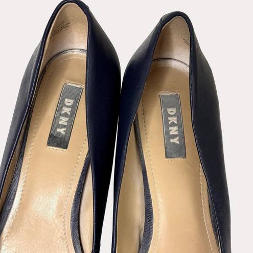 DKNY  Leather Block Heel Pointed Toe Pumps Shoes Navy Blue 41 US 10 am