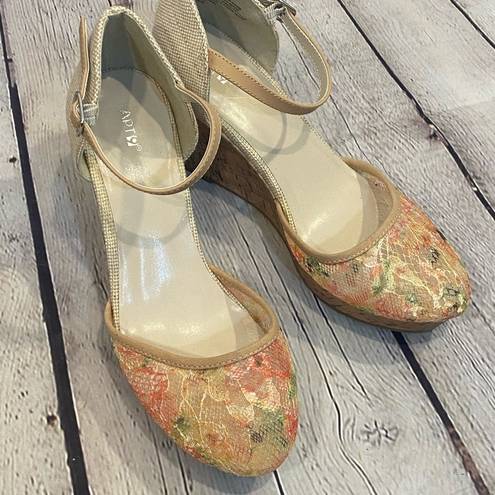 Apt. 9  Lace & Linen Wedges w Ankle Strap-9