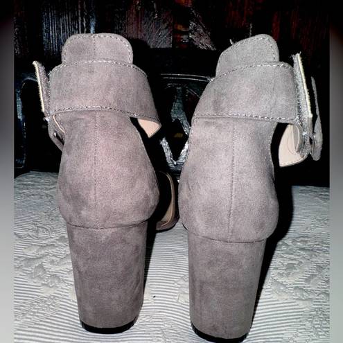 Est. 1946 Gray Comfort  Heels Size 6