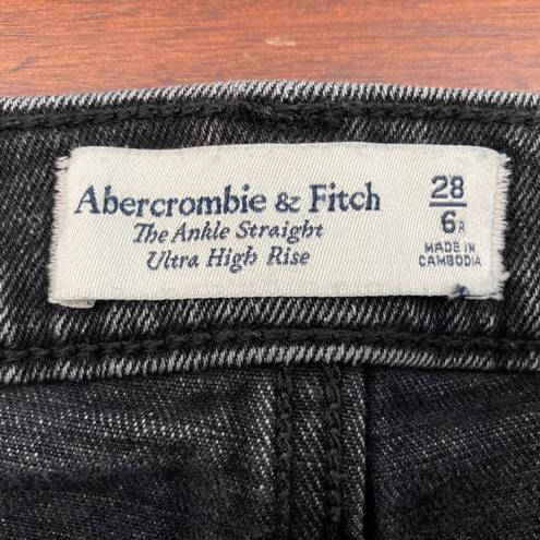 Abercrombie & Fitch The Ankle Straight Ultra High Rise Jeans 28 Black Cropped