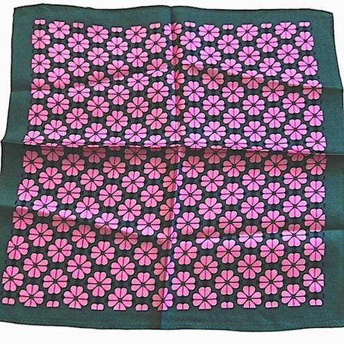 Kate Spade  100% silk heart/flower pocket or purse scarf