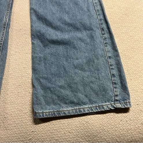 Pretty Little Thing  Shape Mid Blue Wash Bum Rip Wide Leg Jeans Size 6 NWT