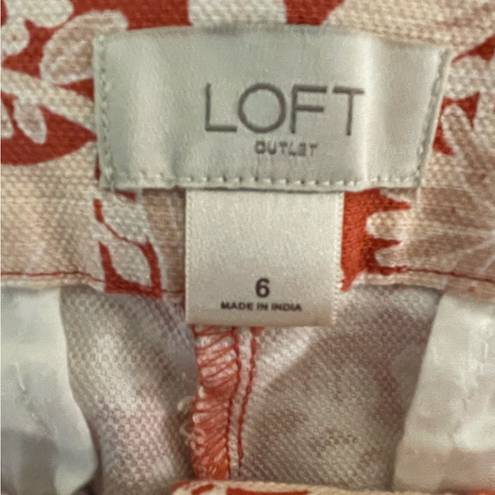 The Loft  Outlet shorts, pink/red floral, size 6