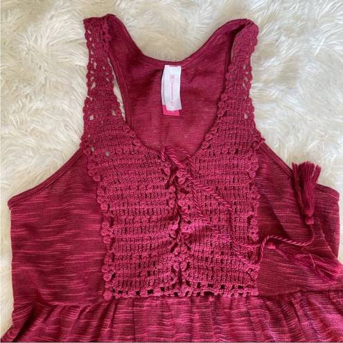 No Bo  Berry Crochet women’s Top Shirt Size Medium 7/9 sleeveless flowly lace @