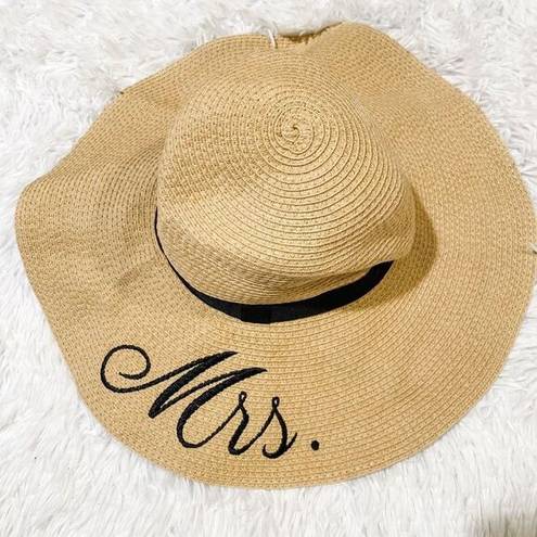 ma*rs  Embroidered Sun Hat