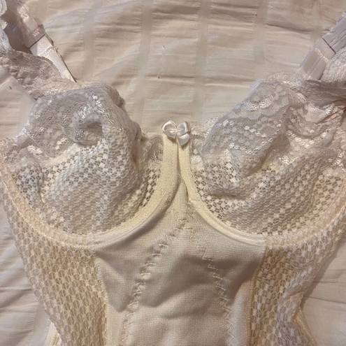 One Piece Vintage White Womens Lingerie .