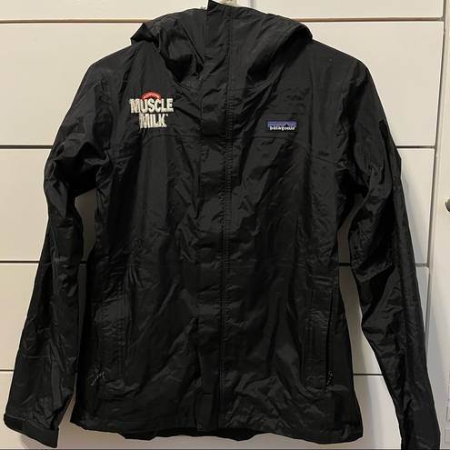 Patagonia  Black Windbreaker