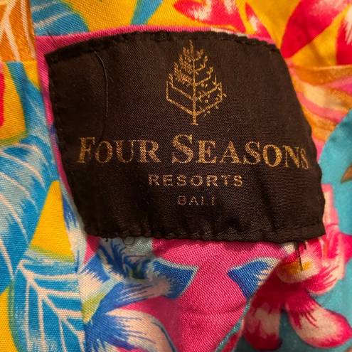 Beach Club Four Seasons Bali drawstring  bag