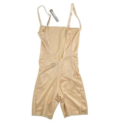 SKIMS  Barely There Low Back Mid Thigh Bodysuit Shapewear in Sand Size XS