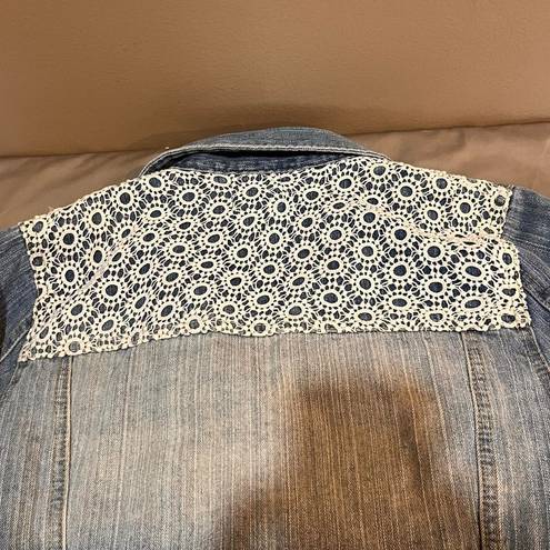 Harper  Women Denim Lace Distressed Jean Jacket Size Medium