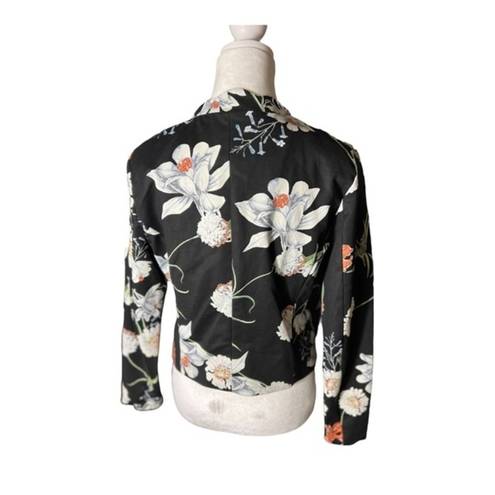 Simply Styled  Women’s Floral Blazer Size Medium‎ Petite