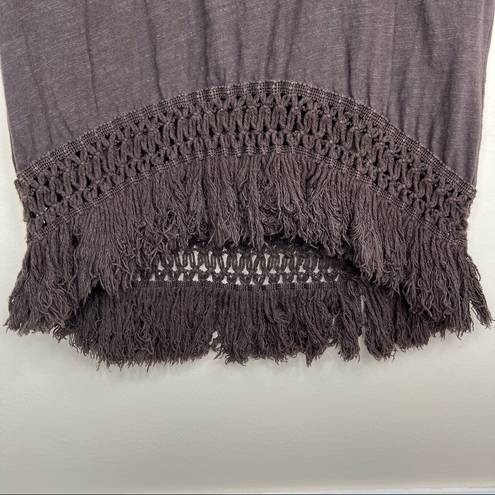 Ariat  brown scoop neck fringe crochet hem short sleeve tee shirt