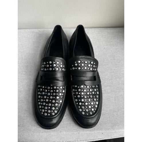 Pour La Victoire  LAVIS STUDDED LEATHER LOAFER in Black Women's sz.  8.5