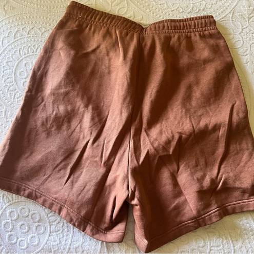 Nike  Sportswear Essential High Rise Fleece Shorts SIZE MEDIUM mineral clay