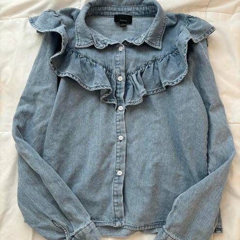 Boutique Lumiere Denim Ruffled Long Sleeve Button Up